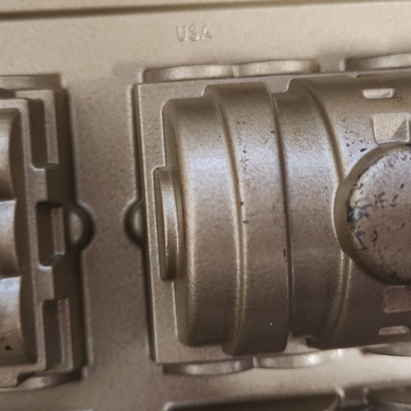 Nordicware Train Cakepan - Picture 4 of 4